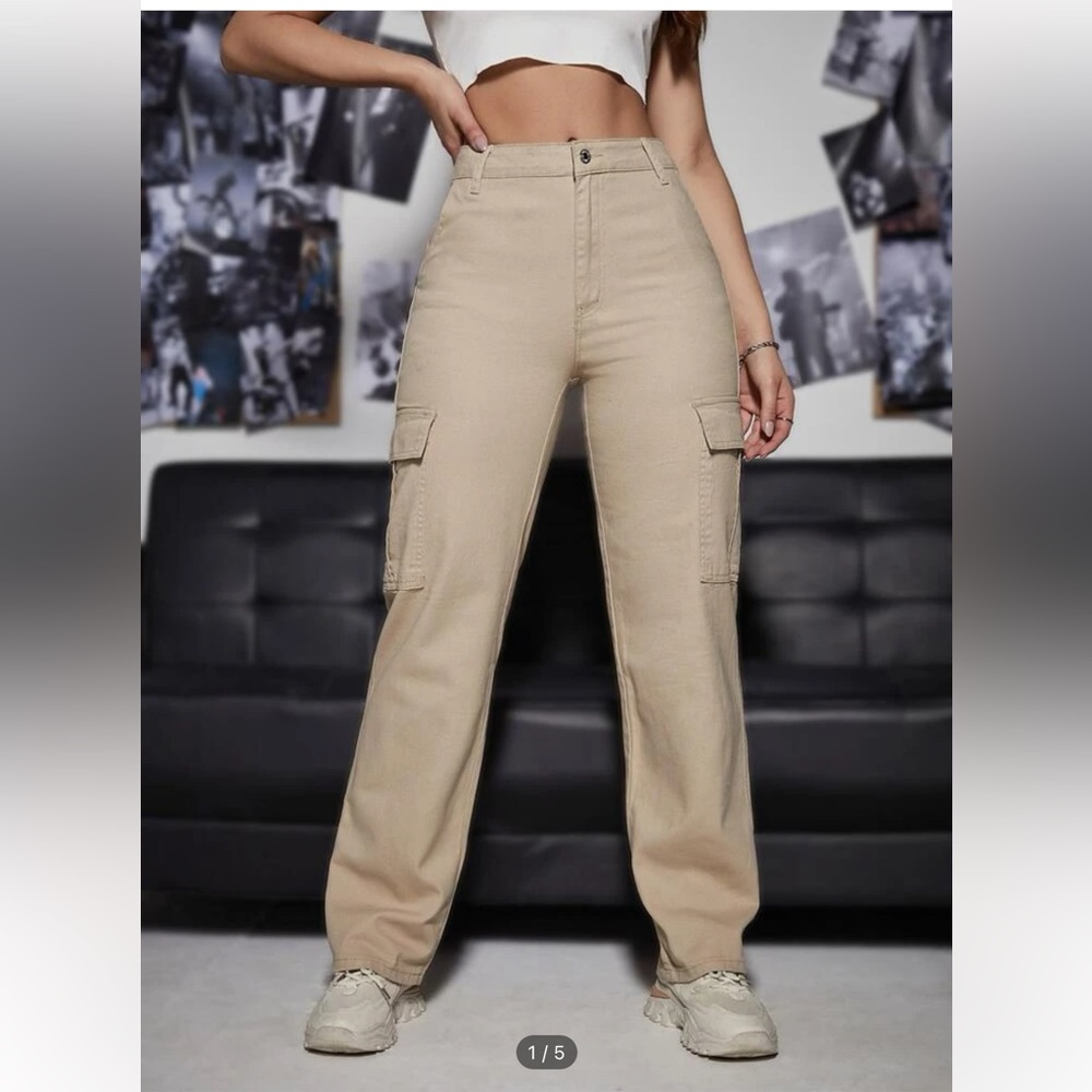 High wait cargo jeans